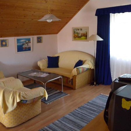 Apartment Balatonfenyves/Balaton 18360 Екстериор снимка